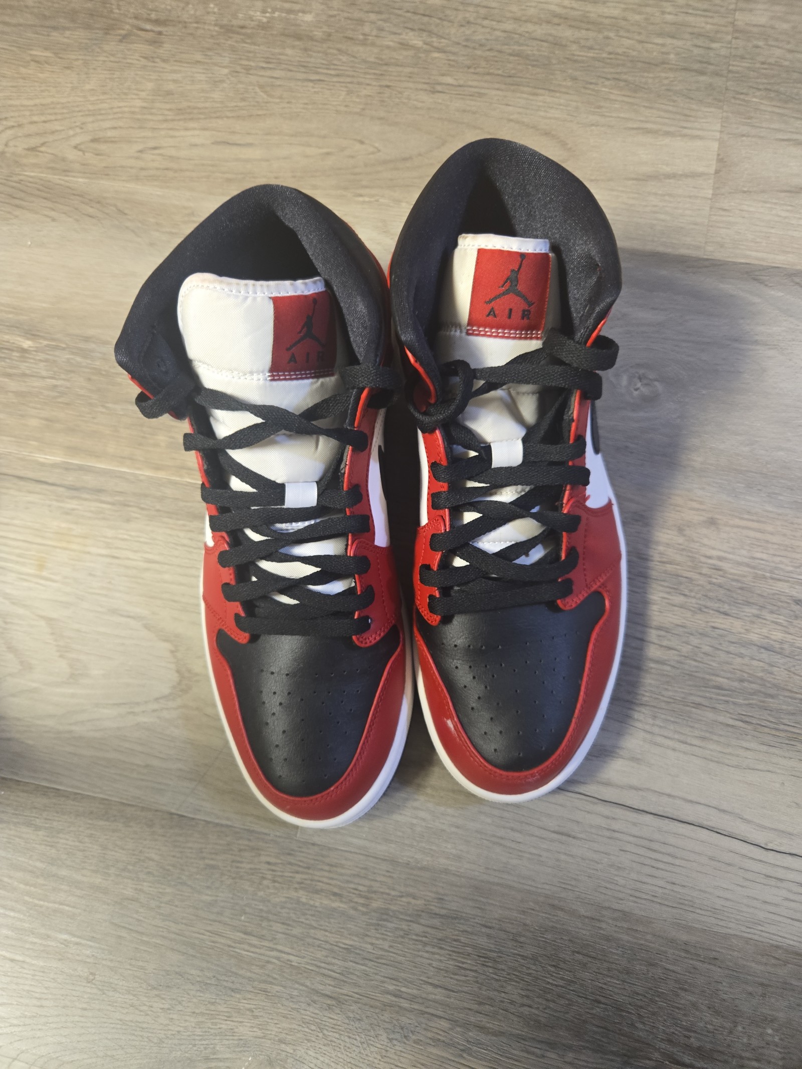 Nike Air jordan bred toe mid