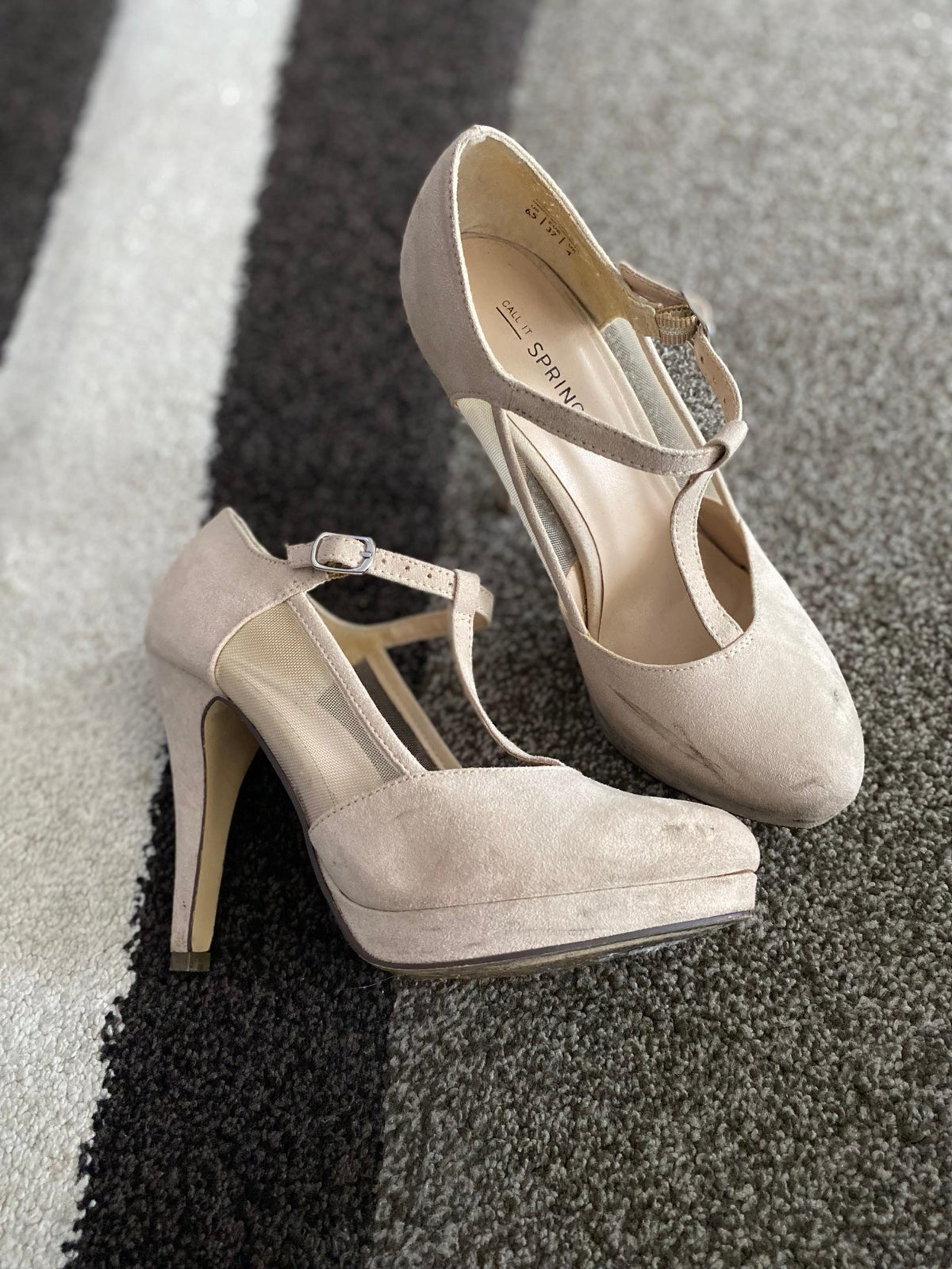 Call it Spring nude closed toe pumps