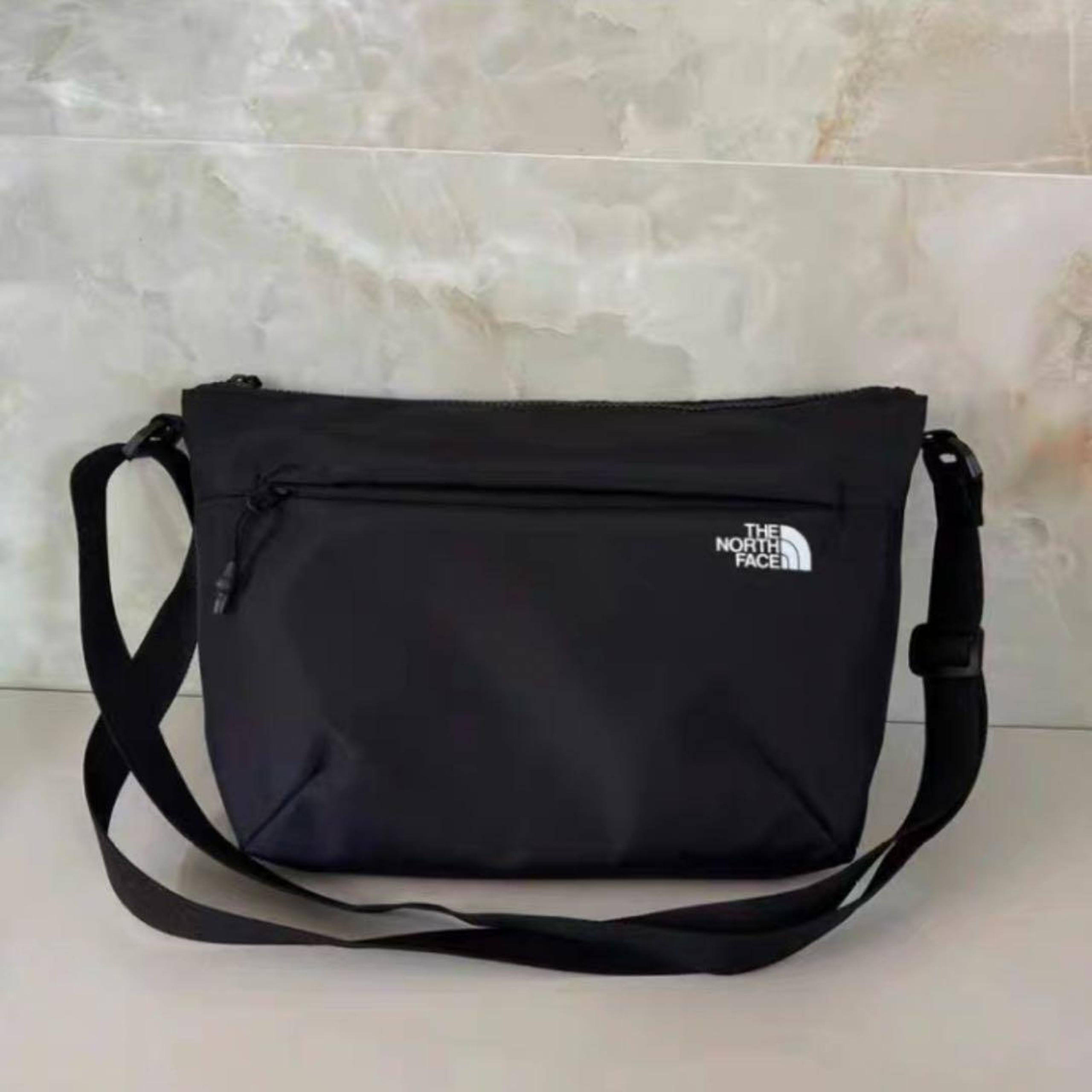 THE NORTH FACE Shoulder Bag - Korea Exclusive - Price Reduced