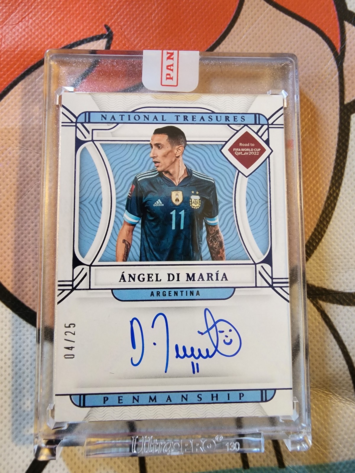 2022 National Treasures World Cup Penmanship Angel Di Maria 04/25