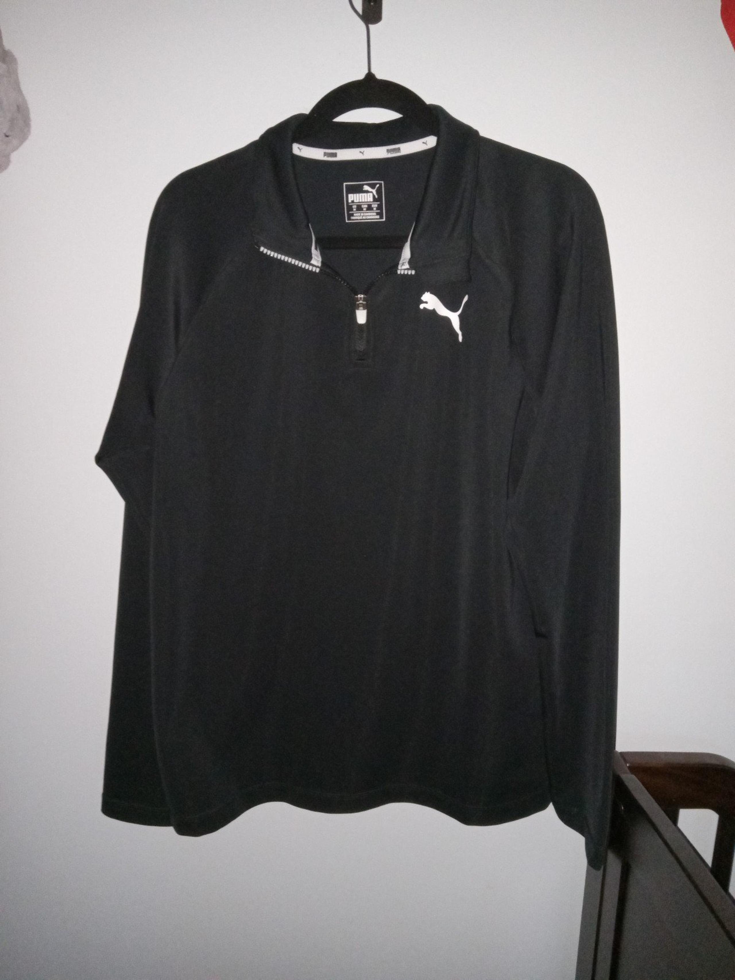 Puma Mens Sz M Long Sleeved Active Sweatshirt NWOT