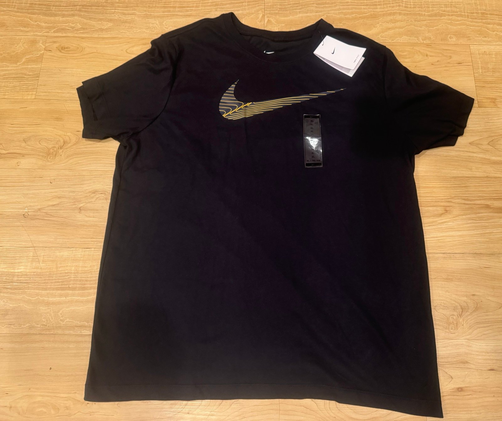 Nike Men’s Dri-FIT Fitness Athletic Graphic Short Sleeve T-Shirt Tee Black XL