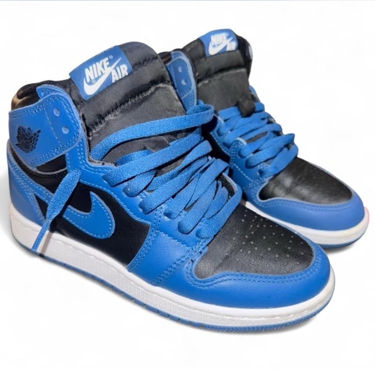 Jordan 1s blue black