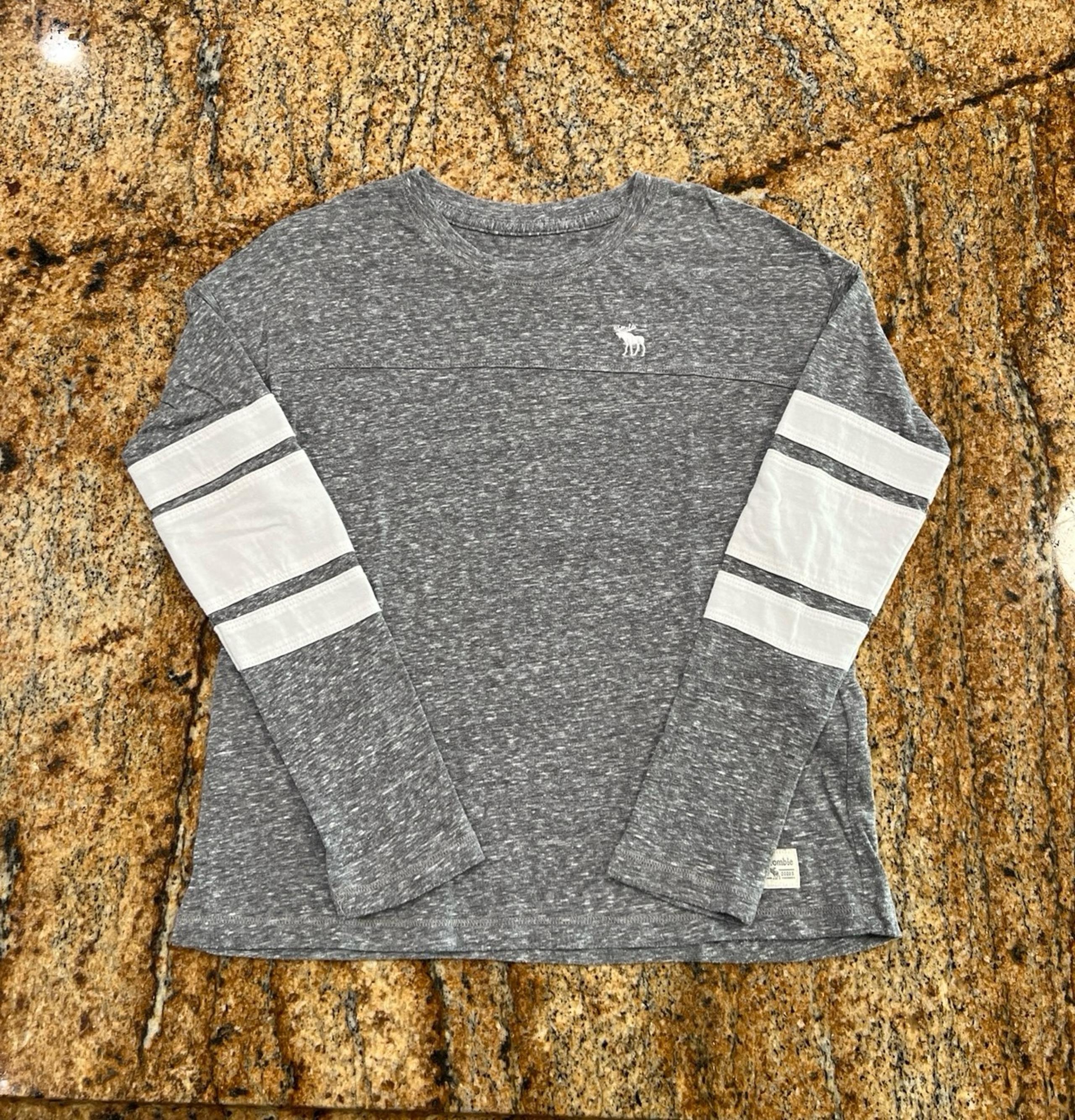 Abercrombie, long sleeve kids 9/10