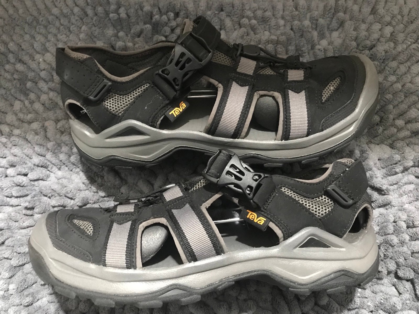Teva Men's Omnium 2 Hybrid Hiking Water Shoe Size 11 Black Gray Excellent
