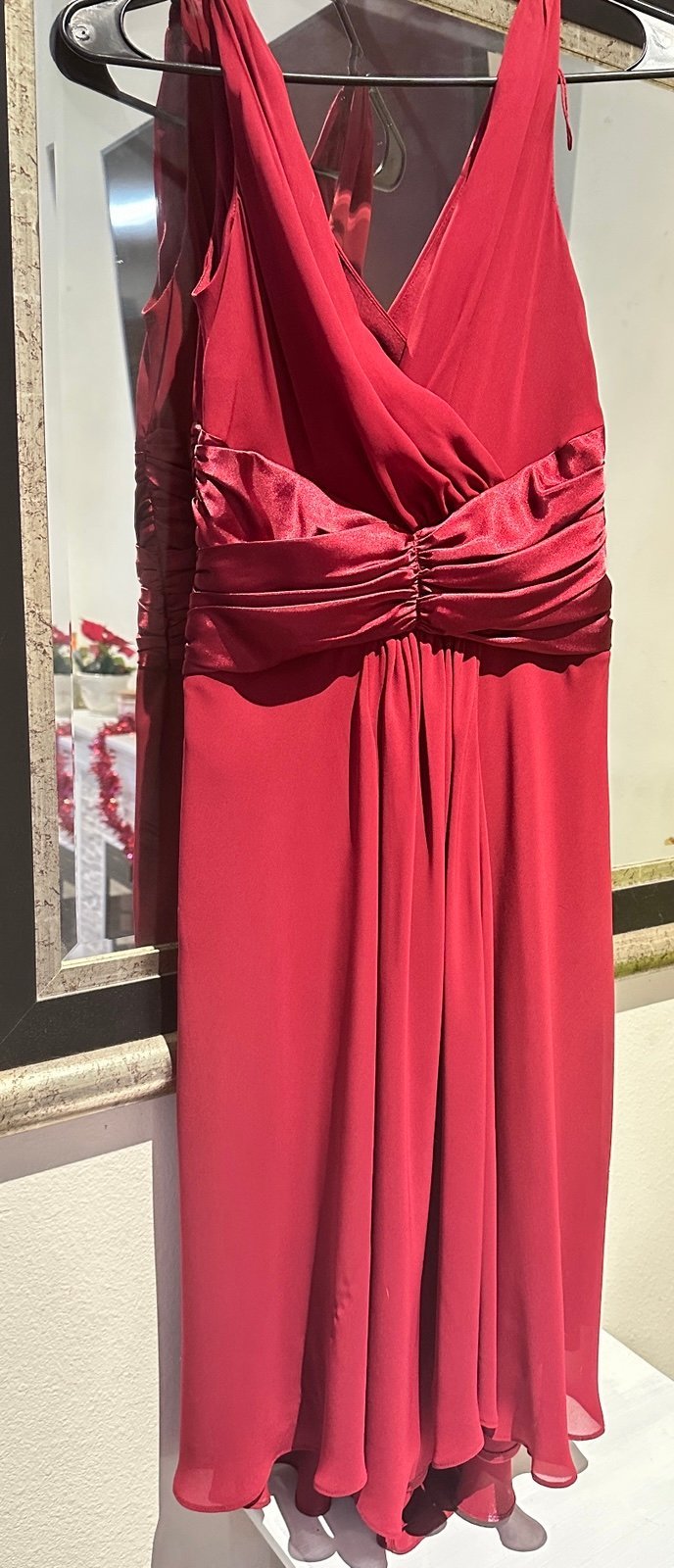 Semi formal / Bridesmaid/ Valentine dress - Wine colored, Size 4
