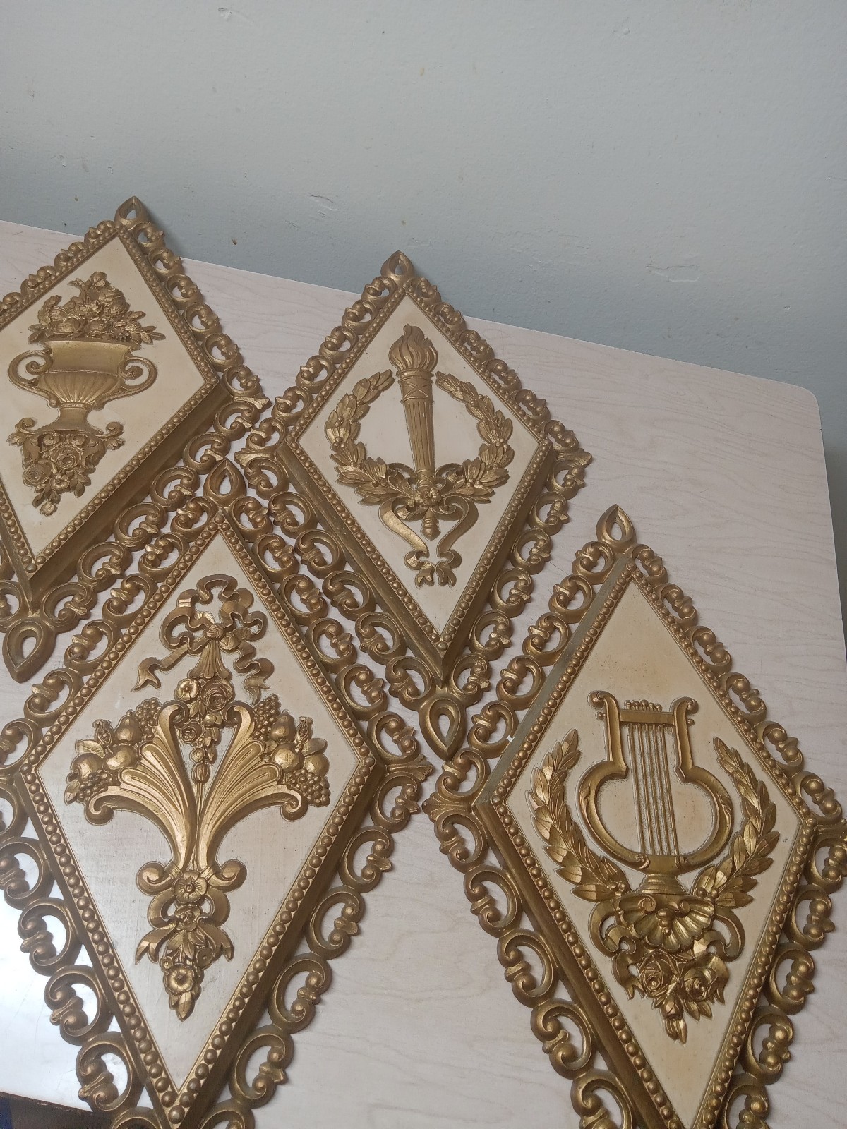 Homco MCM Wall Hangings Set 4 Ornate Gold Hollywood Regency 7224-7227 Diamond