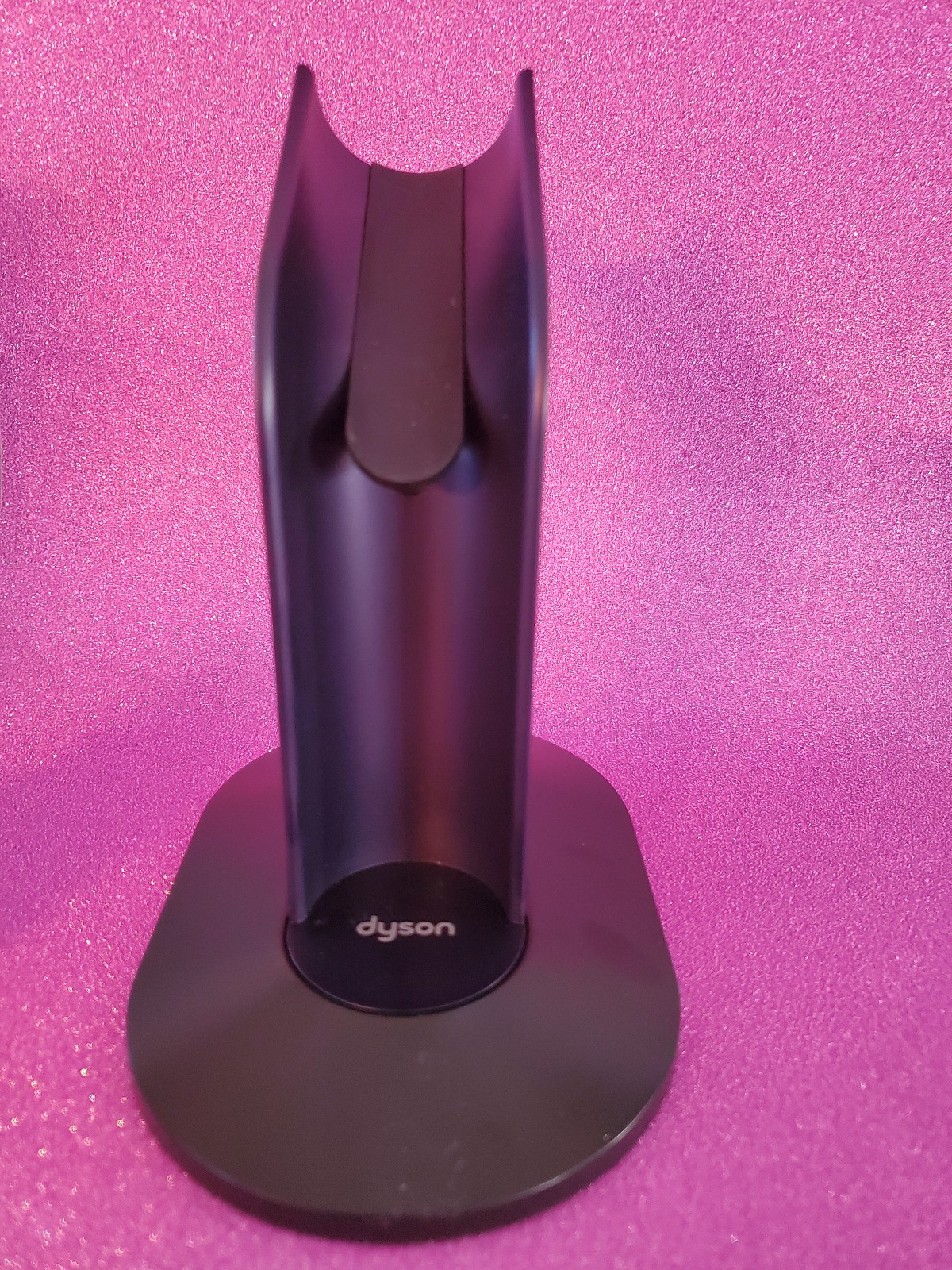 DYSON display stand