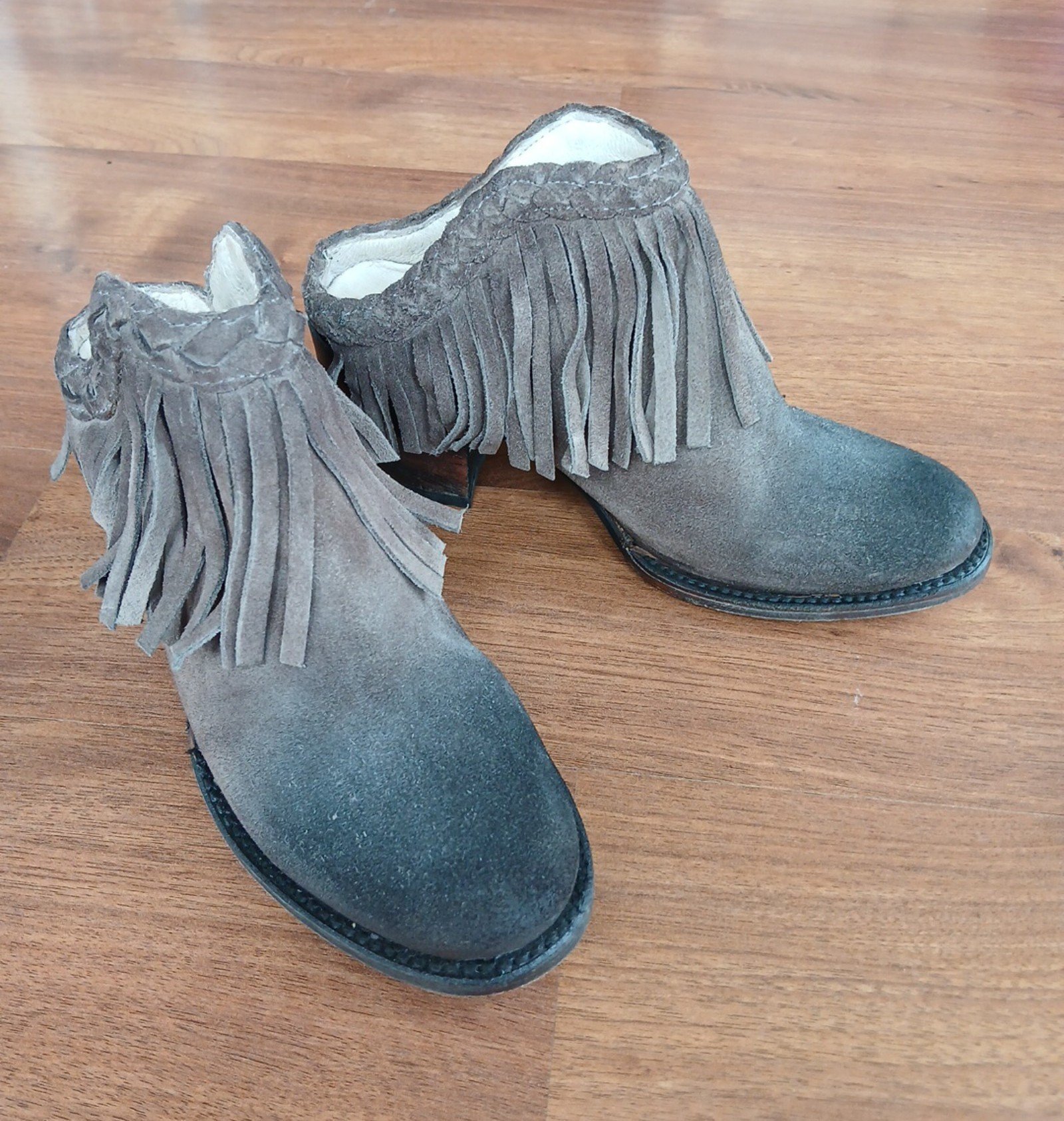 Freebird by Steven Lucy Fringe Mule, Size 8, Made in Mexico