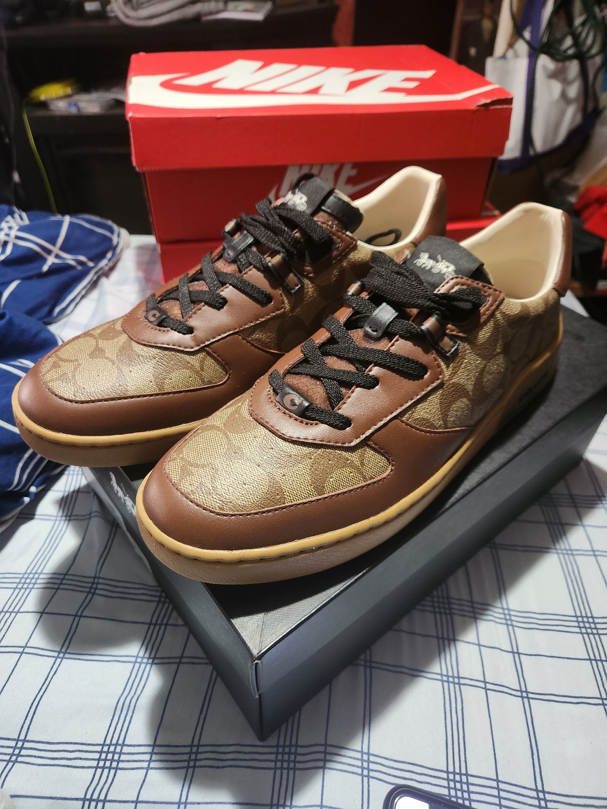 Coach casual shoe