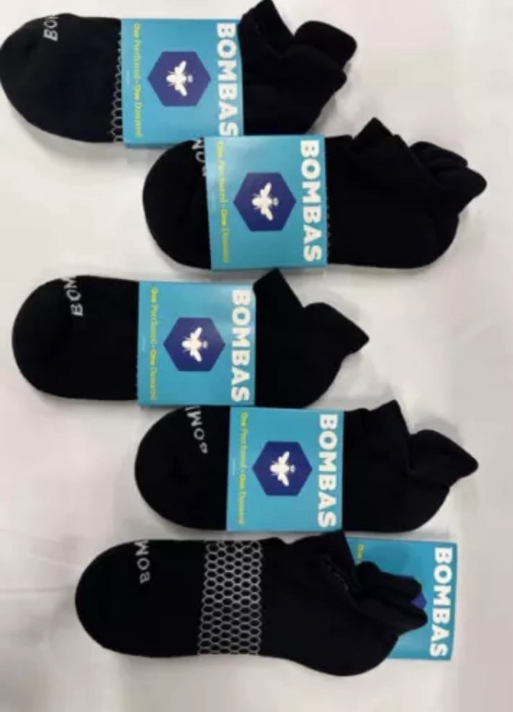 Bombas 5 pack Womens Unisex Color Black Cushioned No Show Socks Size