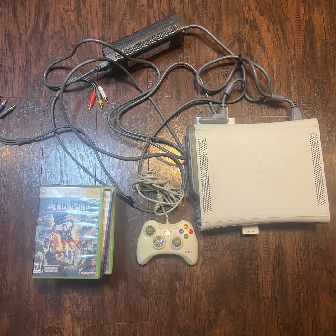 Xbox 360 Console Bundle with Controller and 8 Games