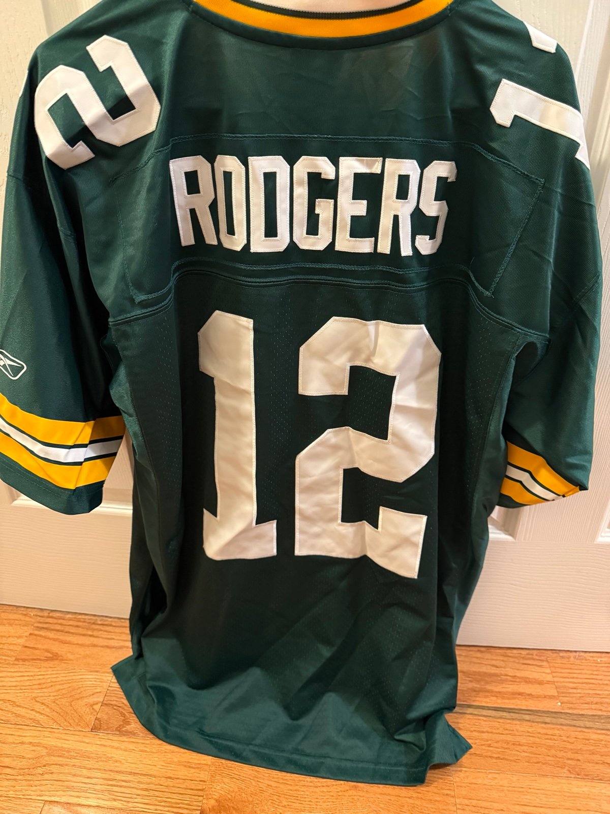 NFL Green Bay Packers Aaron Rodgers Jersey - size L