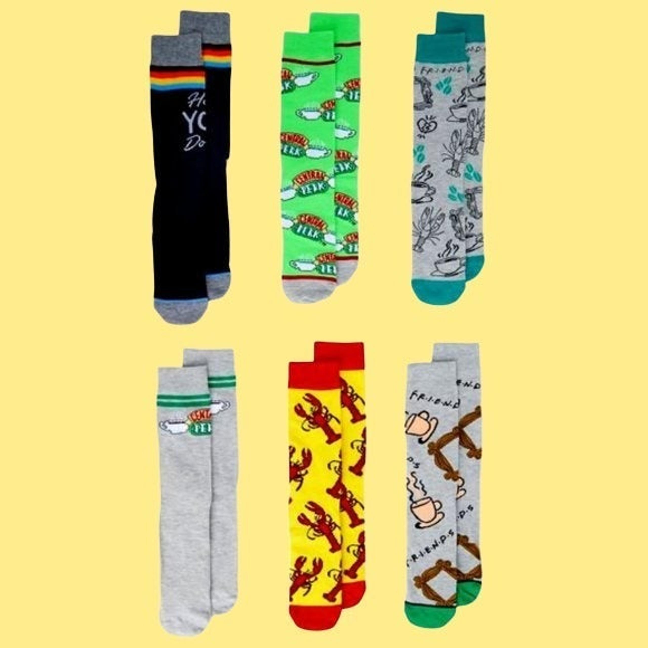 Bioworld Friends Pop Culture Men's Crew Socks 6-PACK, One Size (8-12)