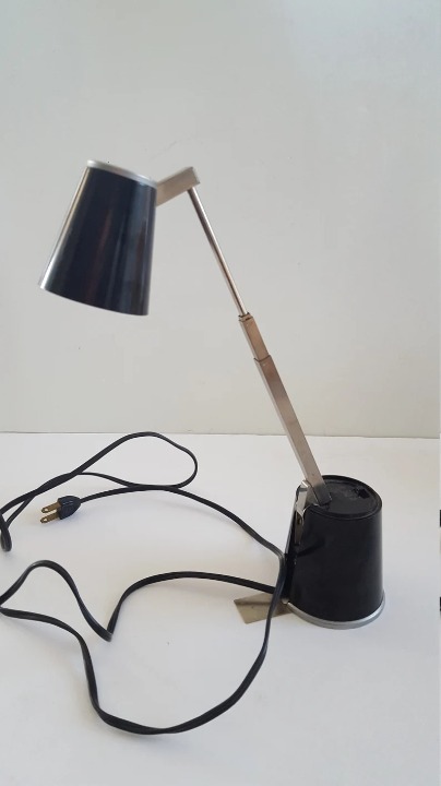 Vintage circa 1963 Koch Creations Lampette telescoping desk work lamp black in