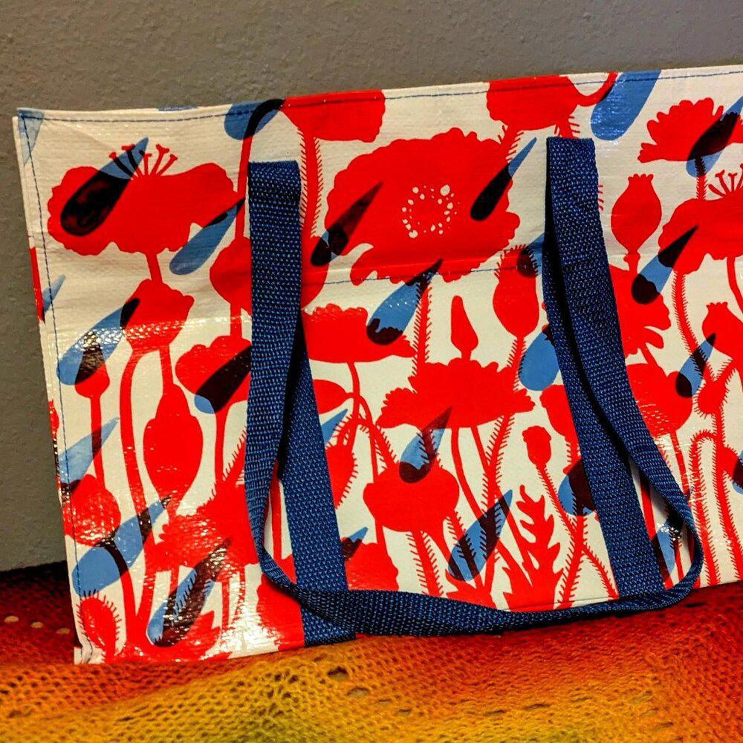 BlueQ Flower Shower Shoulder Tote