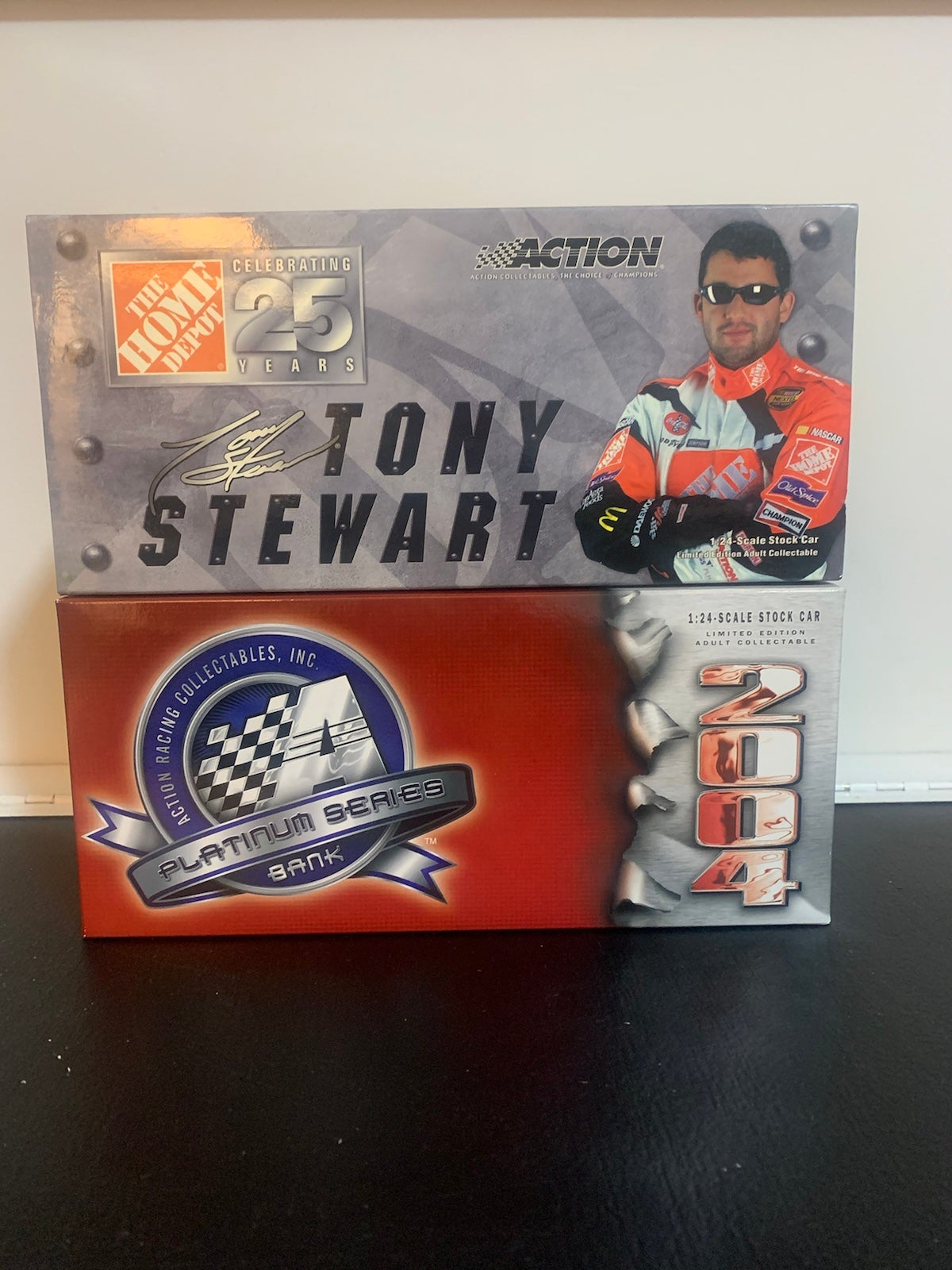 2004 #20 Tony Stewart 25th Anniversary Edition BANK