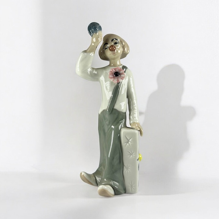 VTG Cascades Porcelanas Clown Figurine 7 Painted Porcelain Handmade in Spain