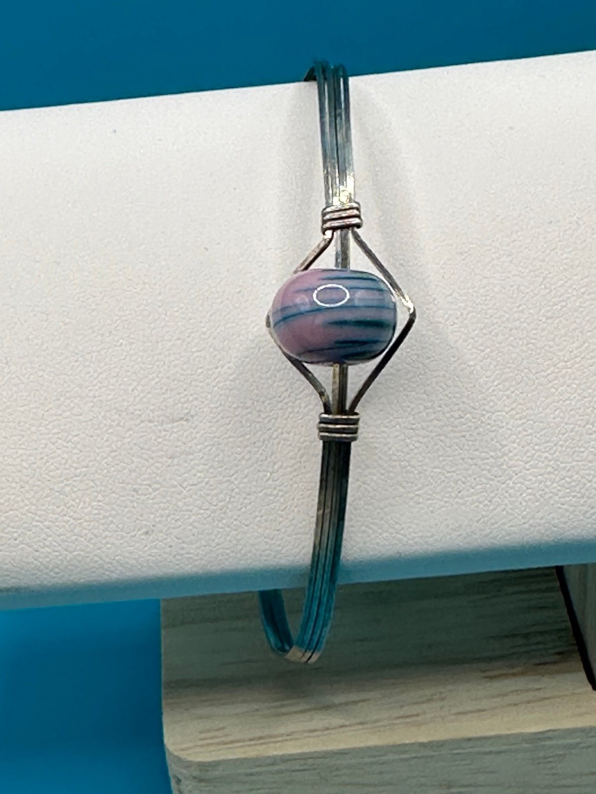 Vintage Sterling Silver Wire Pink Román Bead Bracelet Size 6 1/4” Weighs 6.32 Gr