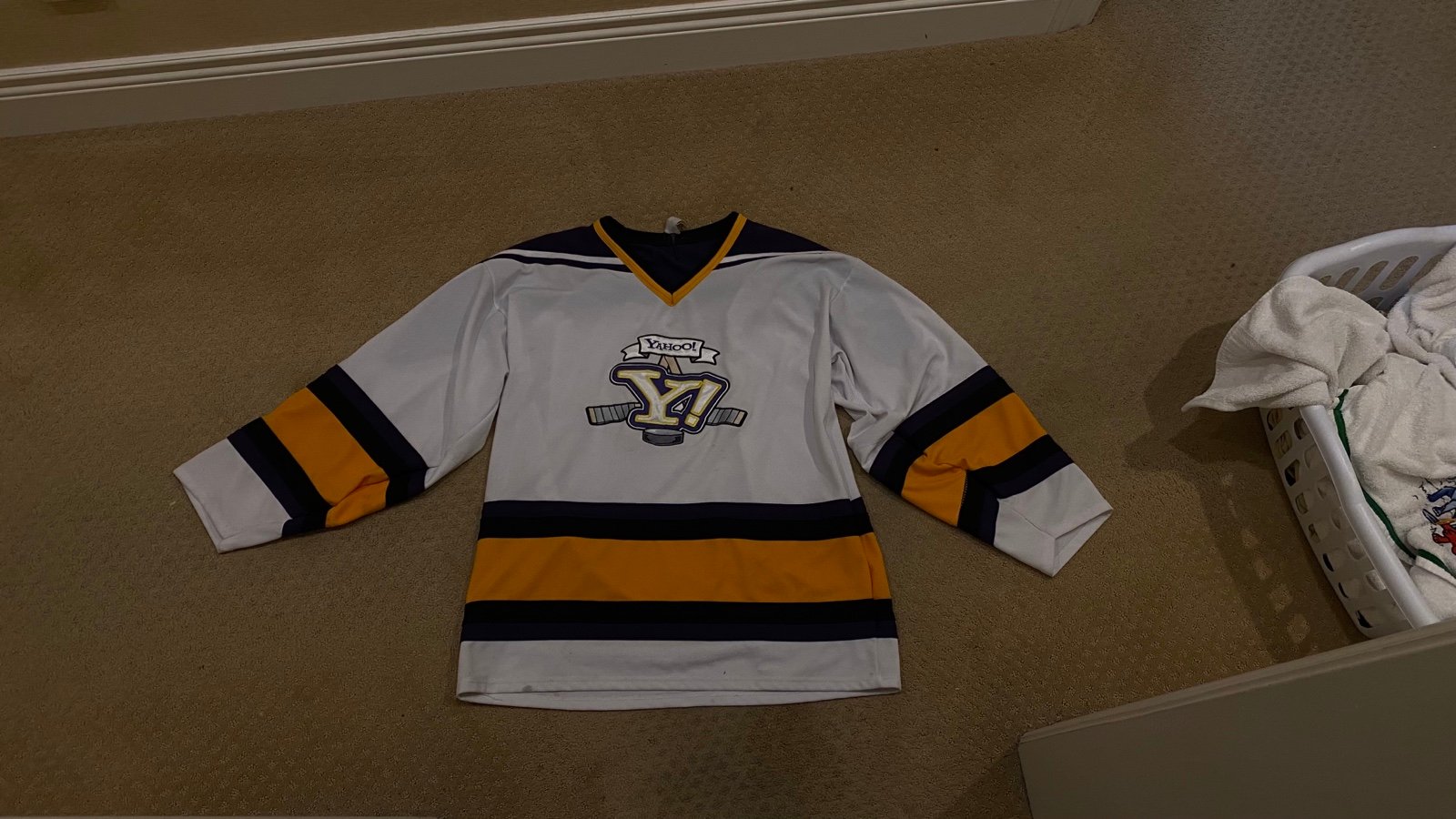 Yahoo team corporate hockey Silicon Valley jersey XL NHL AK