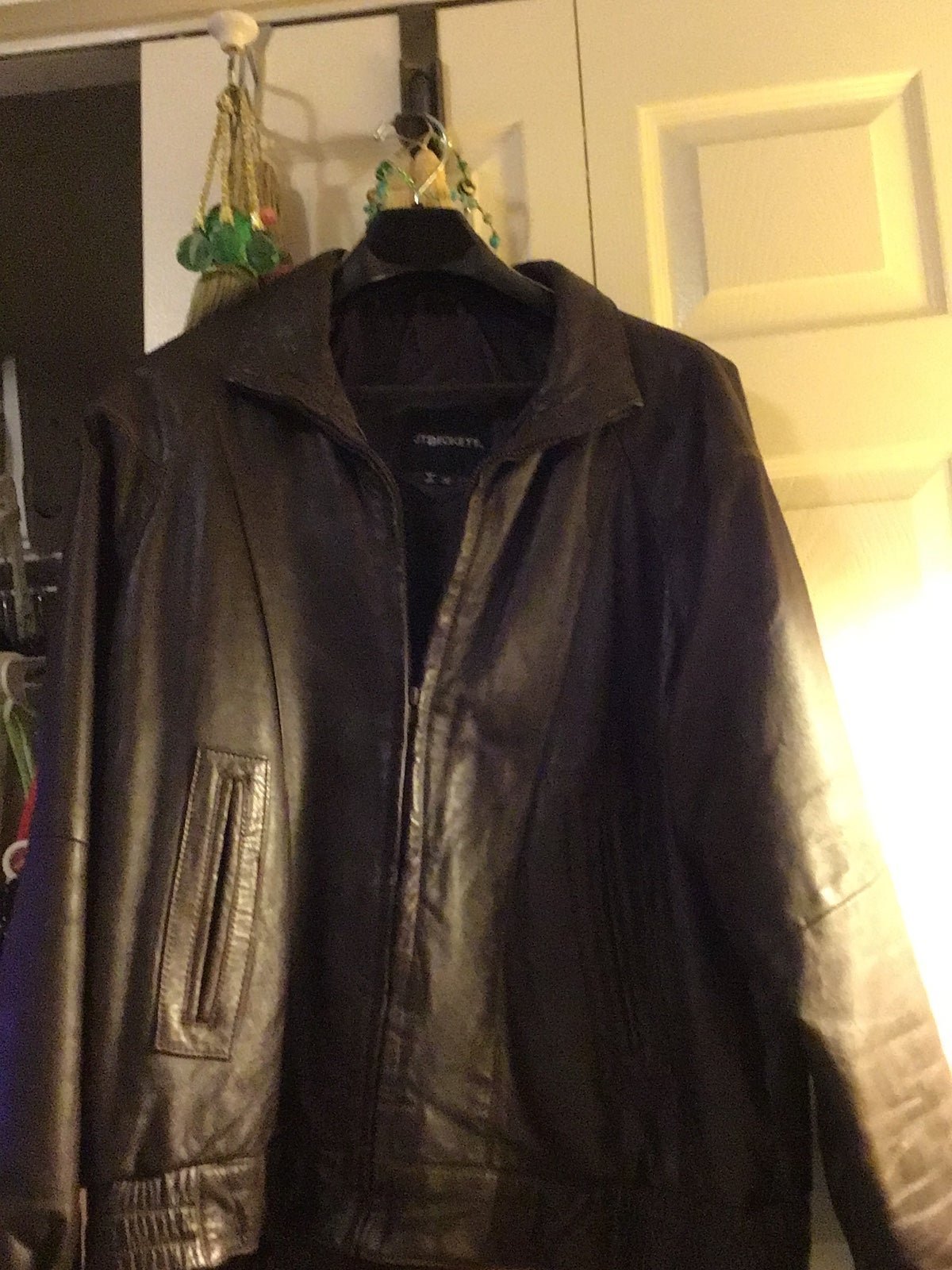 MANS LEATHER JACKET By JTBECKETT