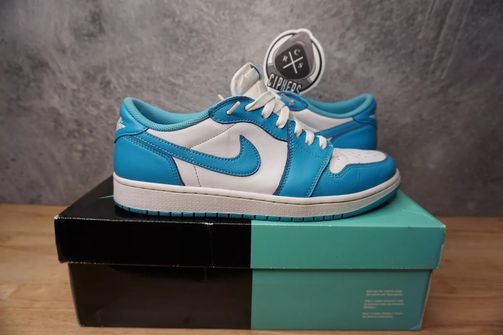 Size 9.5 - Jordan 1 Low SB x Eric Koston Powder Blue 2019 (CJ7891-401) *OG BOX*