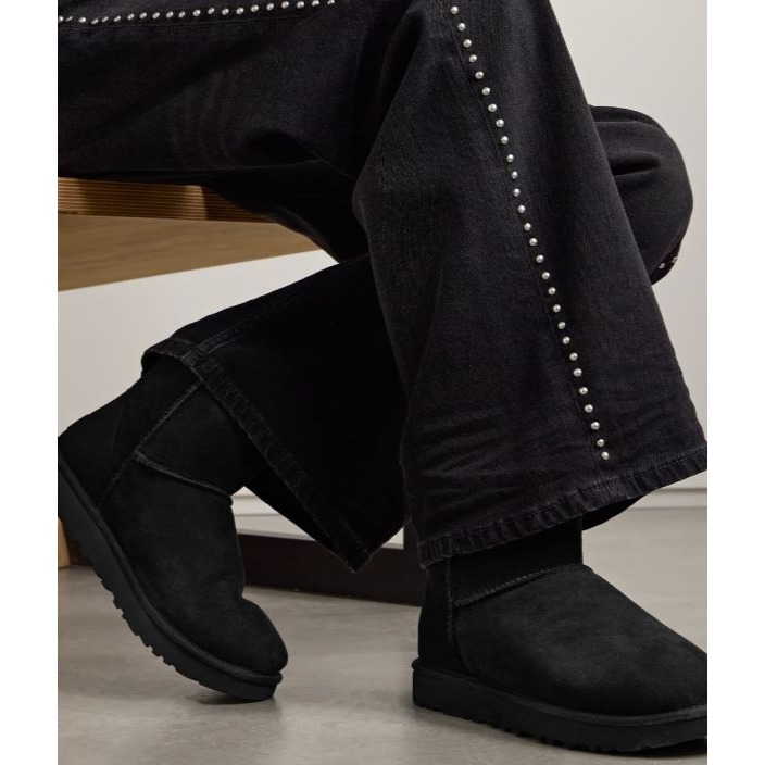 UGG Classic Mini II Shearling Boots Black Suede Size 8