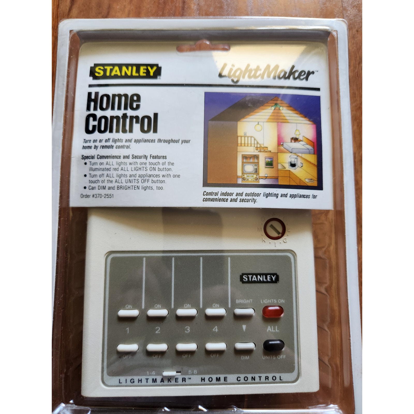 Set of 4 Stanley Lightmaker Home Control 370-2551 New Old Stock