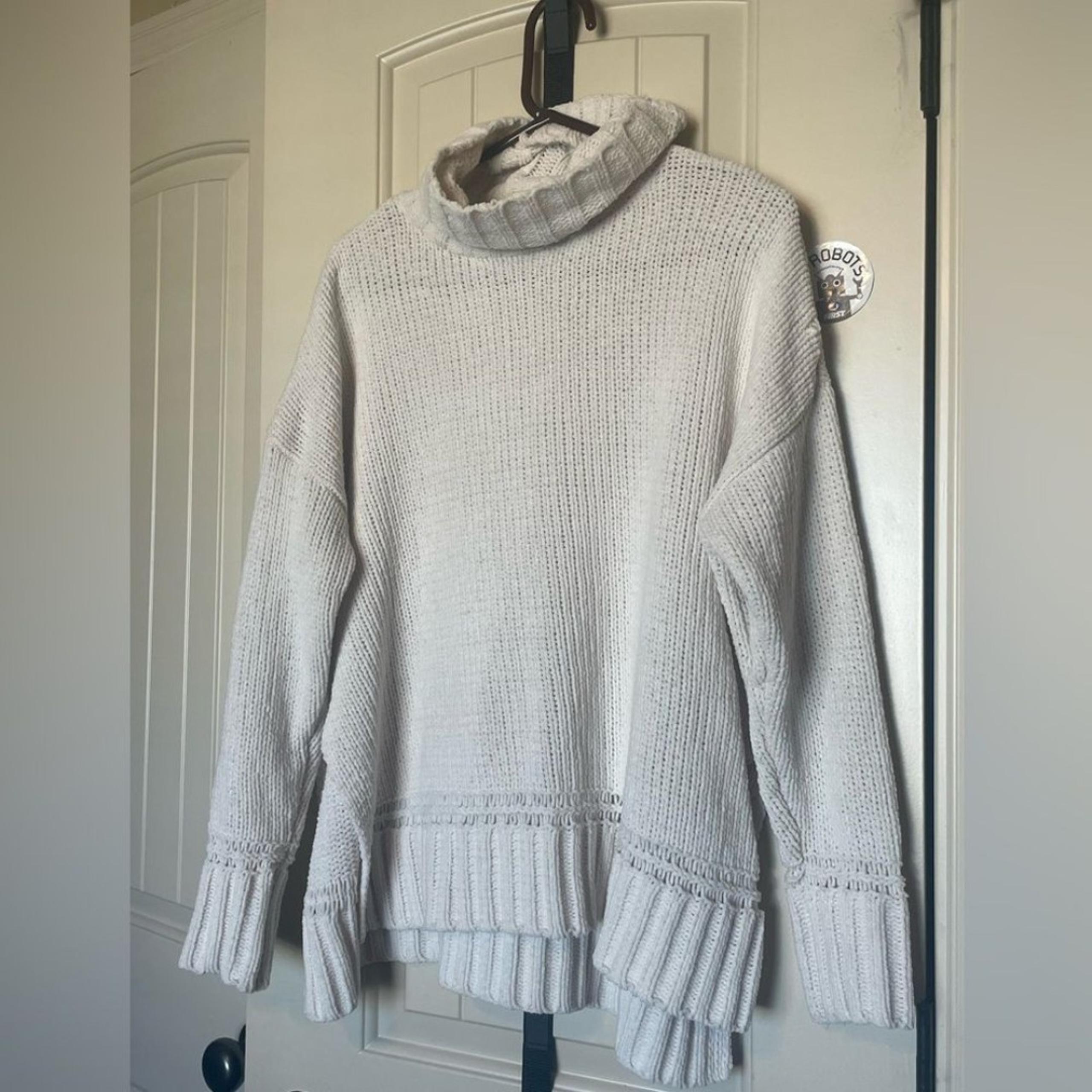 AERIE Oversized Cream Mock Neck Crochet Pullover Sweater Small Womens