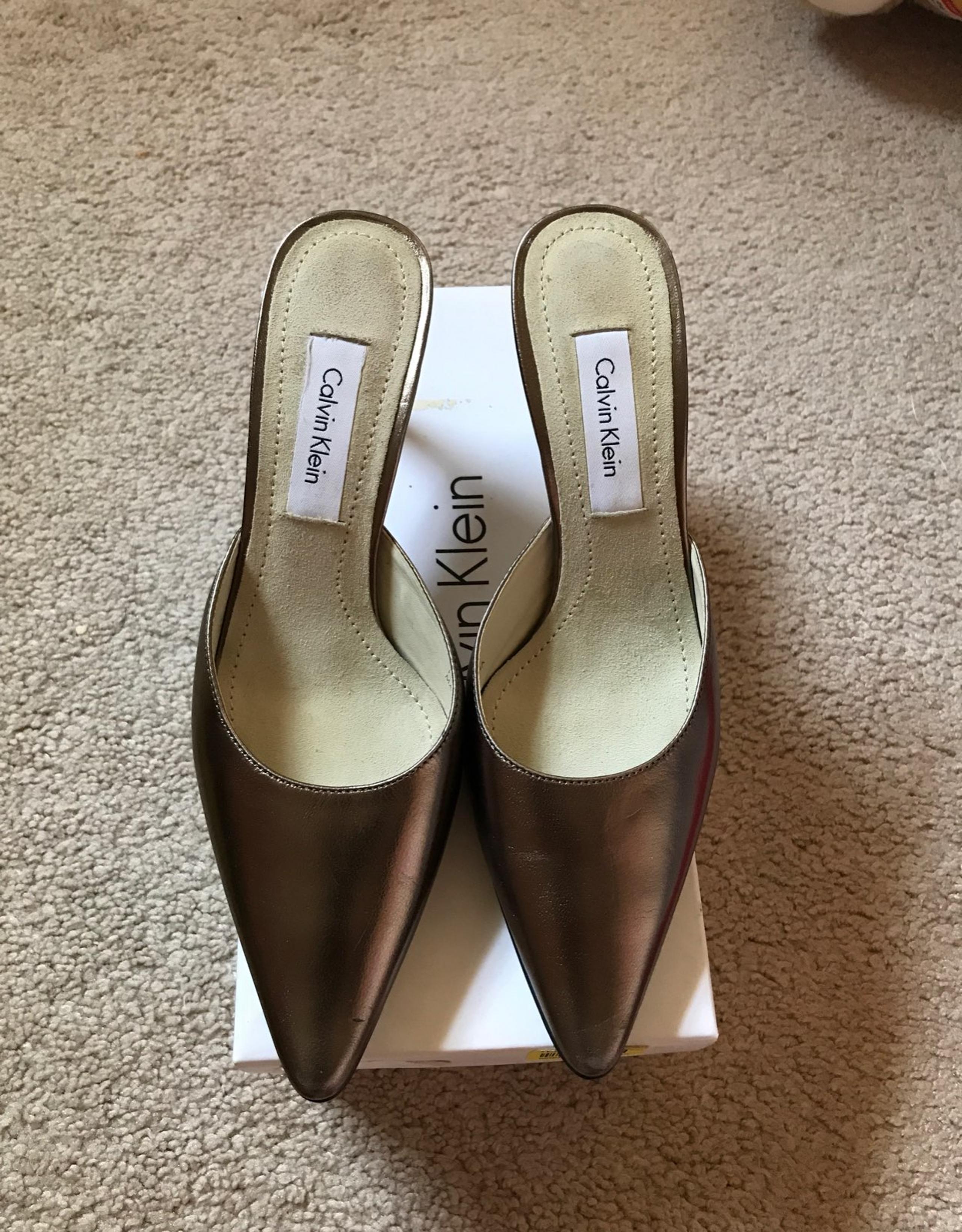 heels size 6