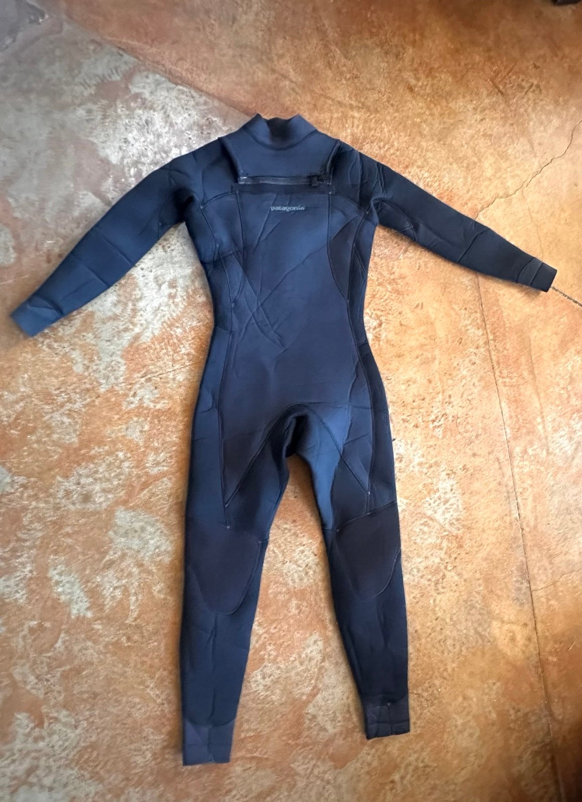 Patagonia Women’s wetsuit R3 size 6