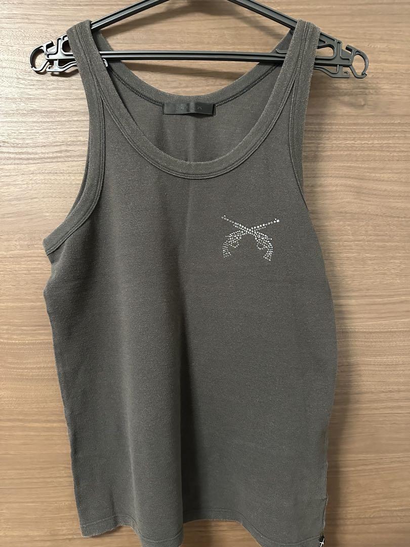 Low-cut tank top, L size, excellent condition!