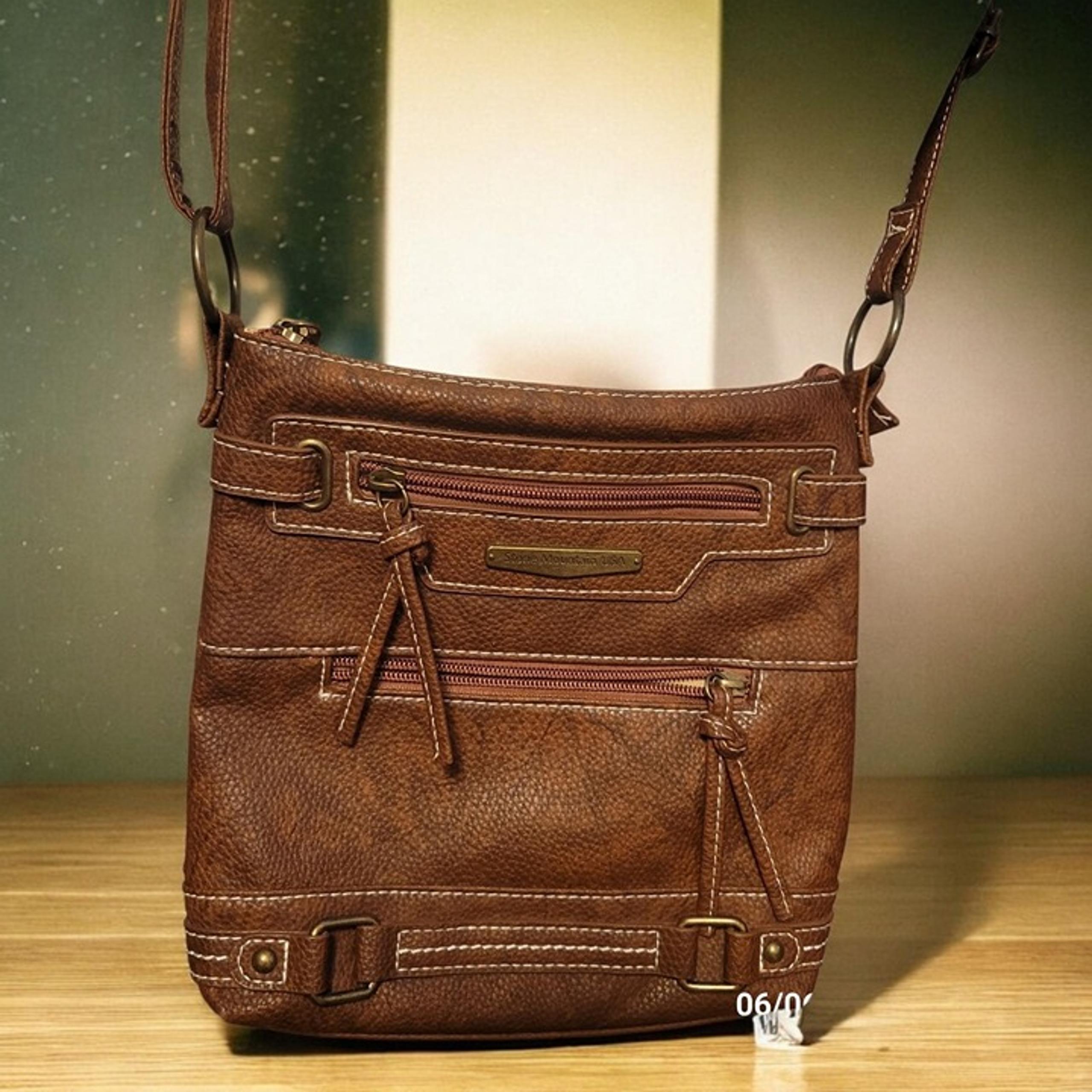 Stone Mountain Compartment Crossbody Bag Vintage