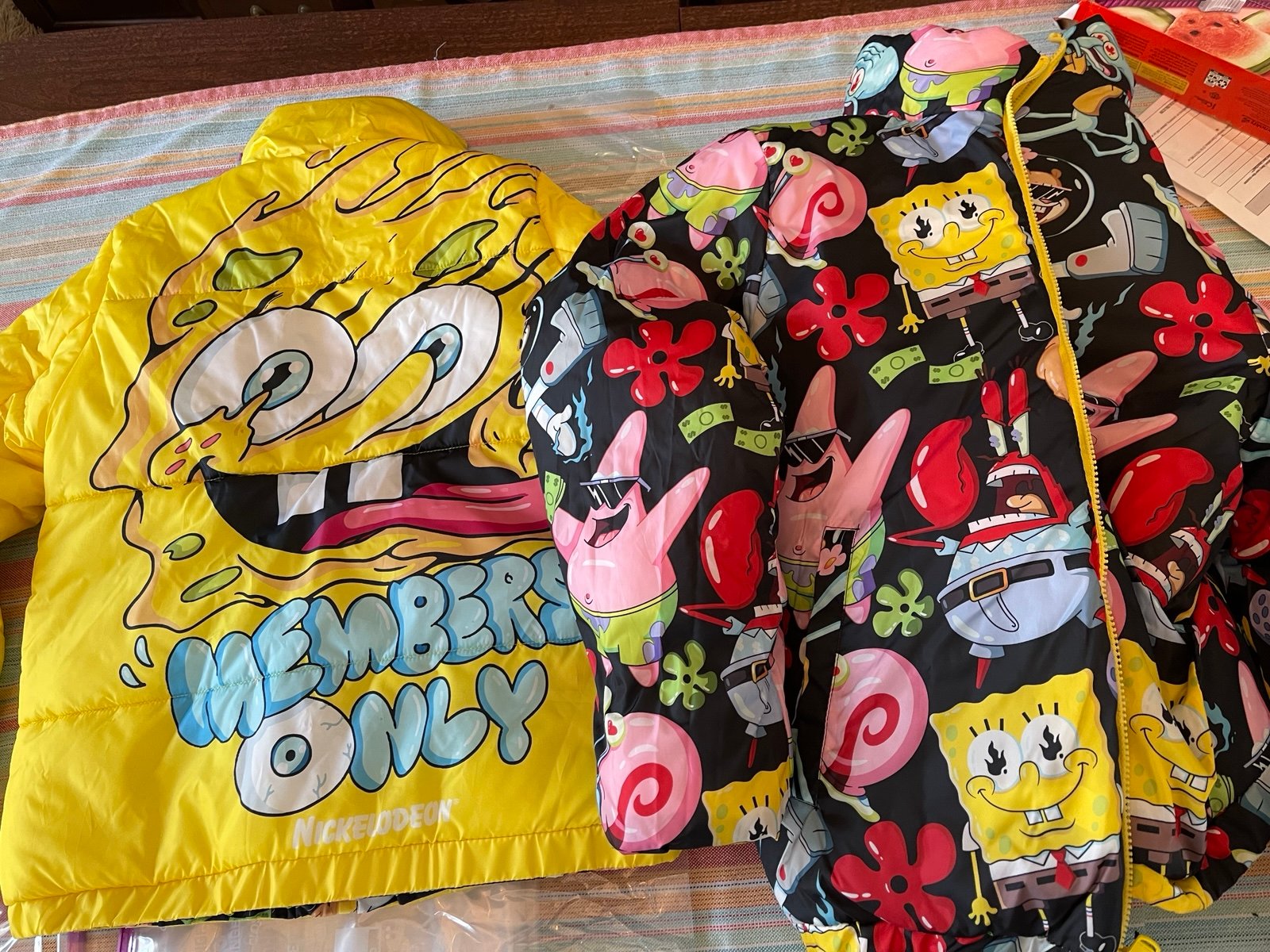 NWT XL Spongebob Reversible puffer coat jacket Members only winter fall bright