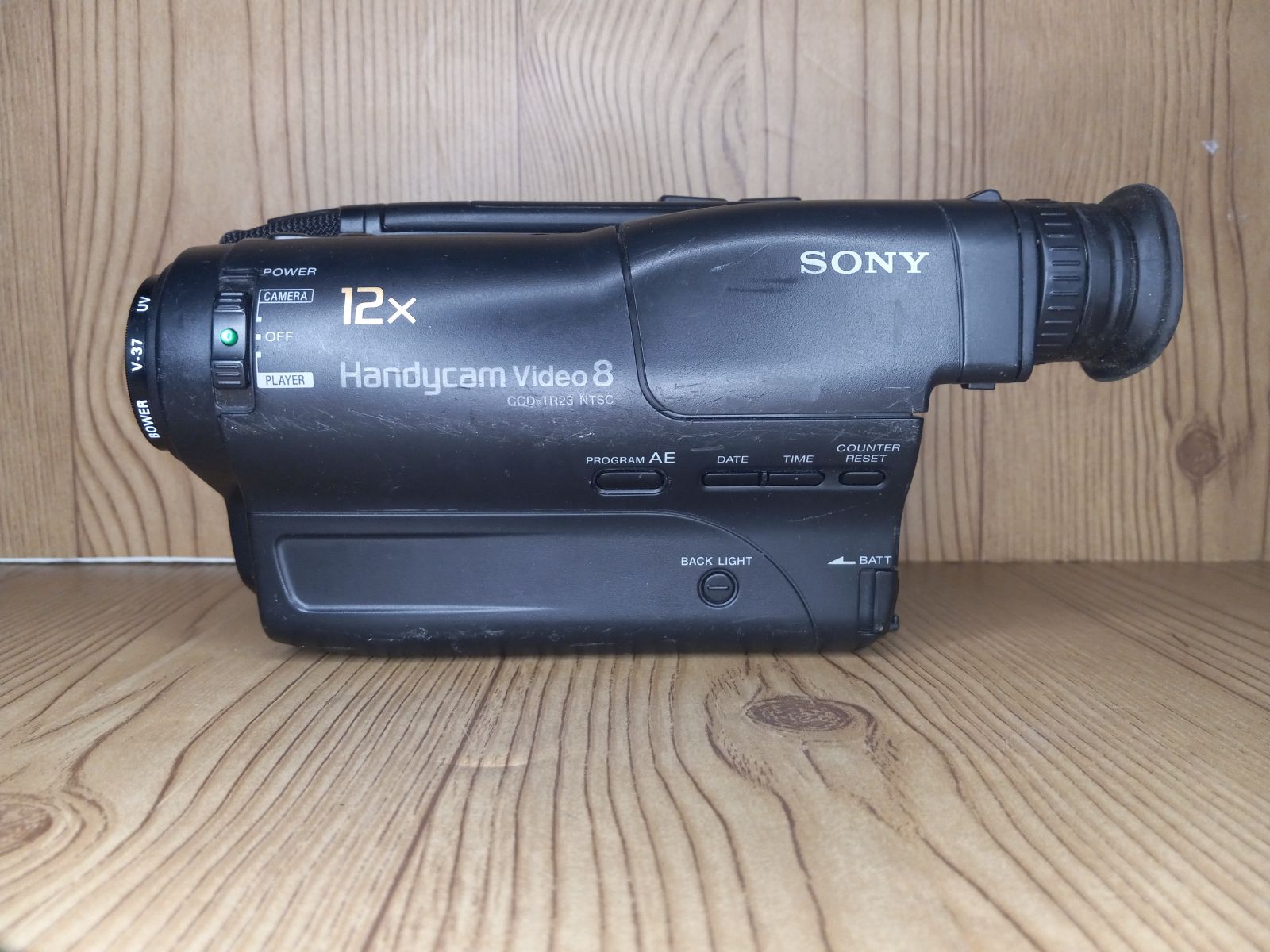 Sony CCD-TR33 8mm Video8 camera Camcorder VCR Player No Battery