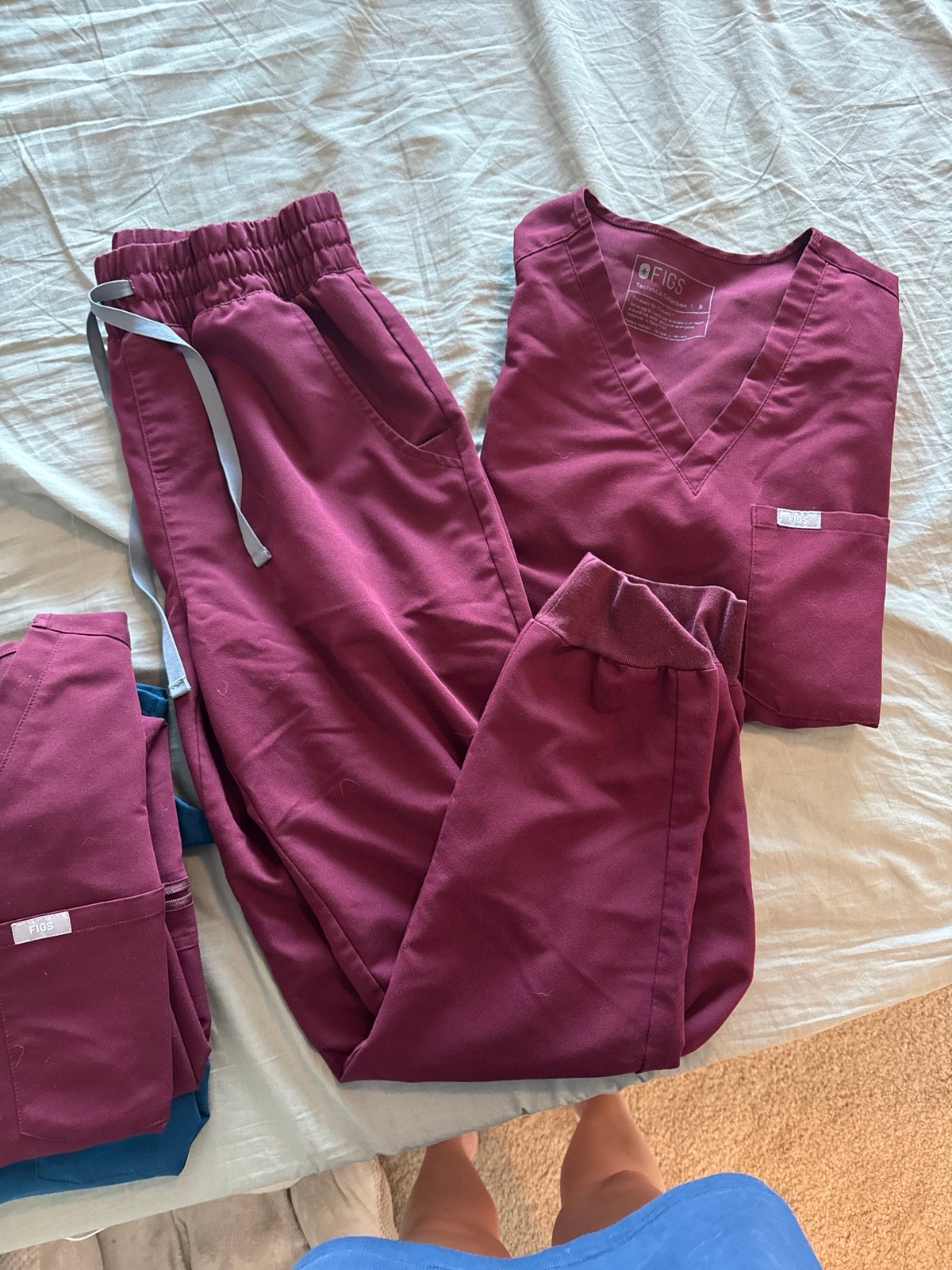 Figs Stretchy Waist Band Maroon Scrubs