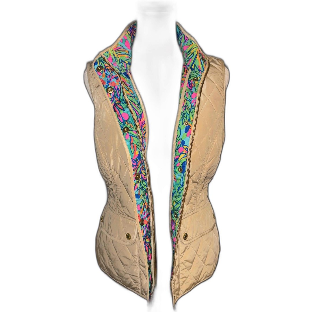 Lilly Pulitzer Getaway Quilted Tan Vest Size M