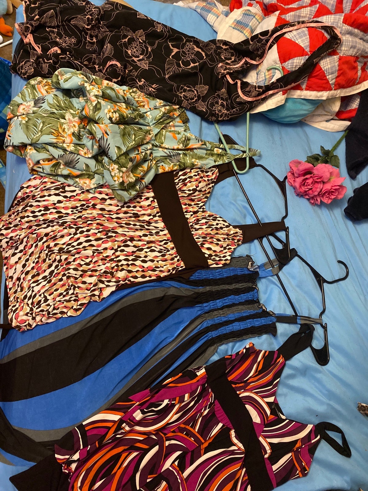 bundle deal of 5 women’s dresses, different brands!