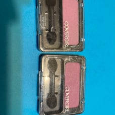 2 Covergirl - 460 Knock Out Pink - Eye Enhancers Shadow