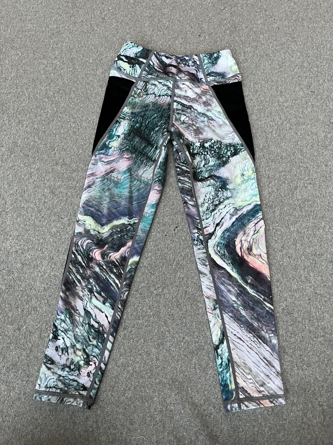 Youth Zella XS (5/6) Patterned leggings