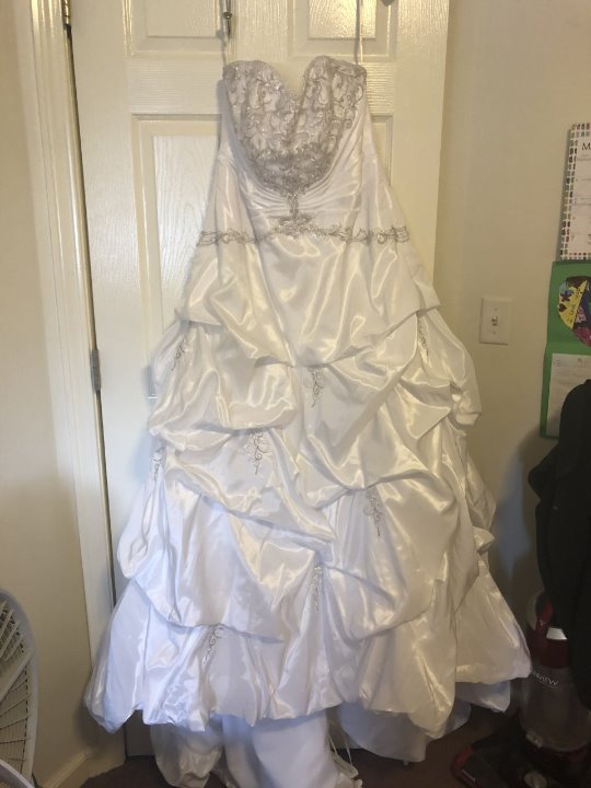 Davids Bridal Wedding Dress