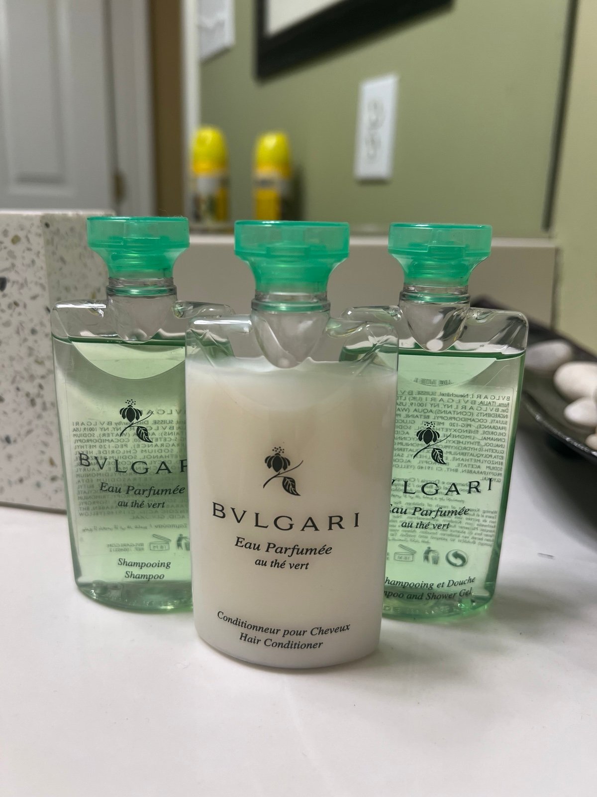 Bvlgari au thé vert shampoos and conditioner