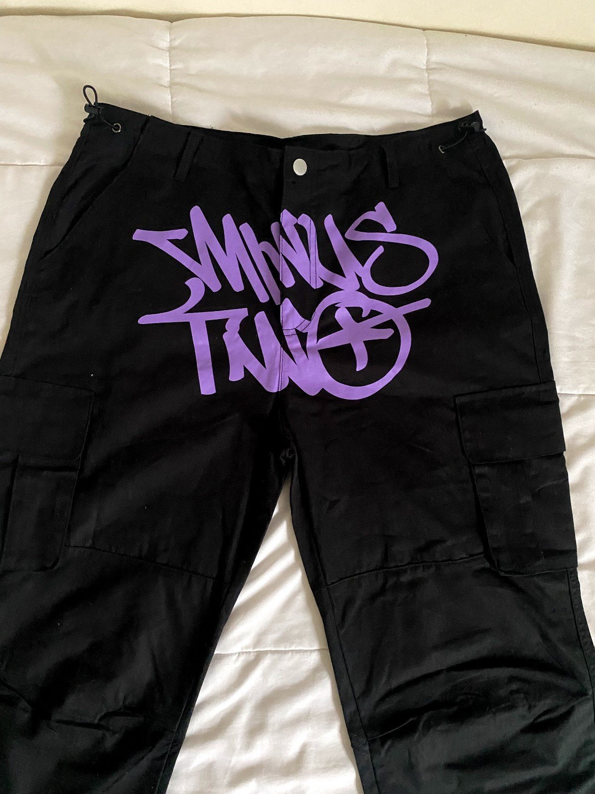 Minus Two black / purple cargo pants - size XL