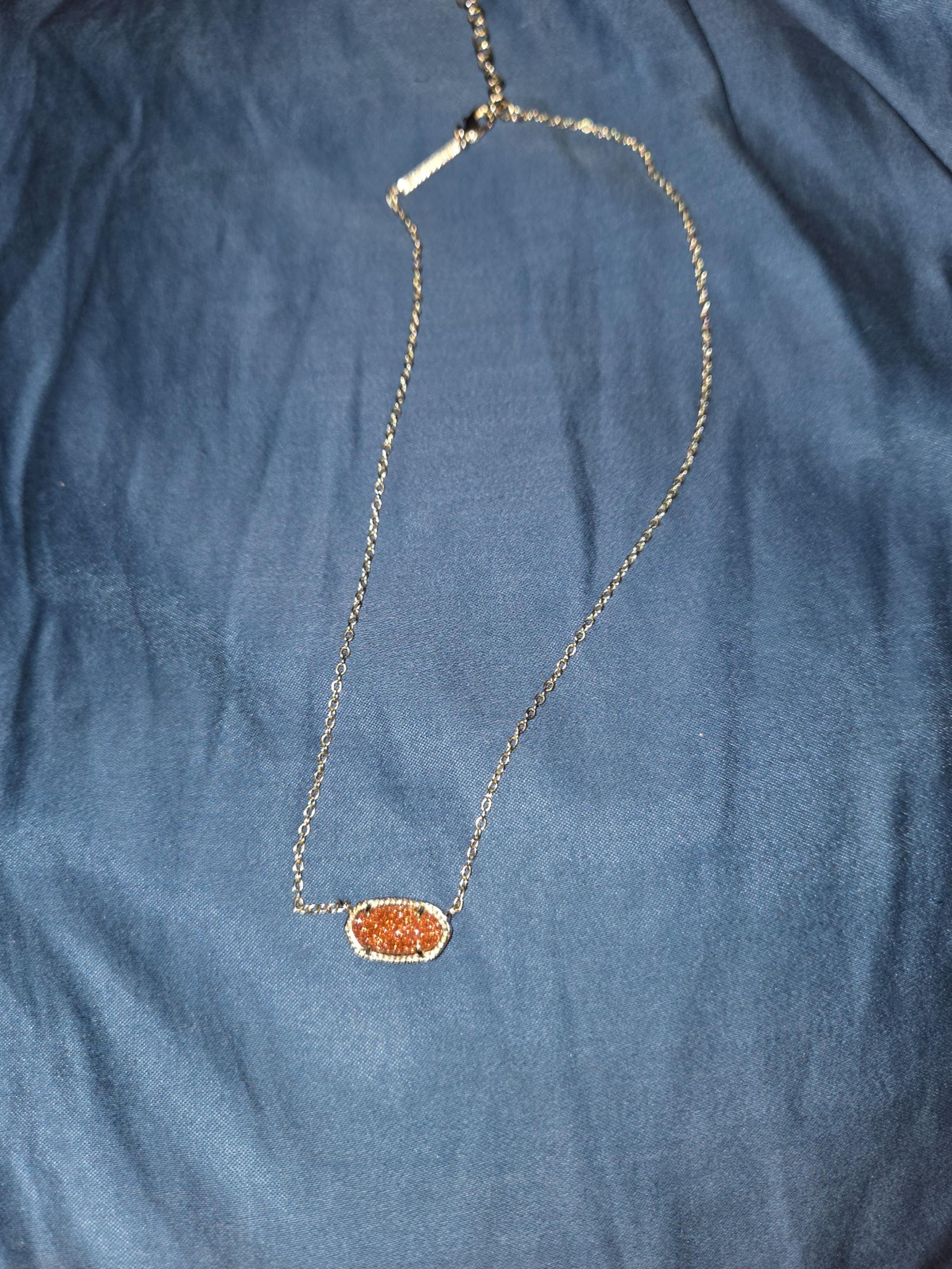 Kendra Scott Elisa Pendant in Gold Stone