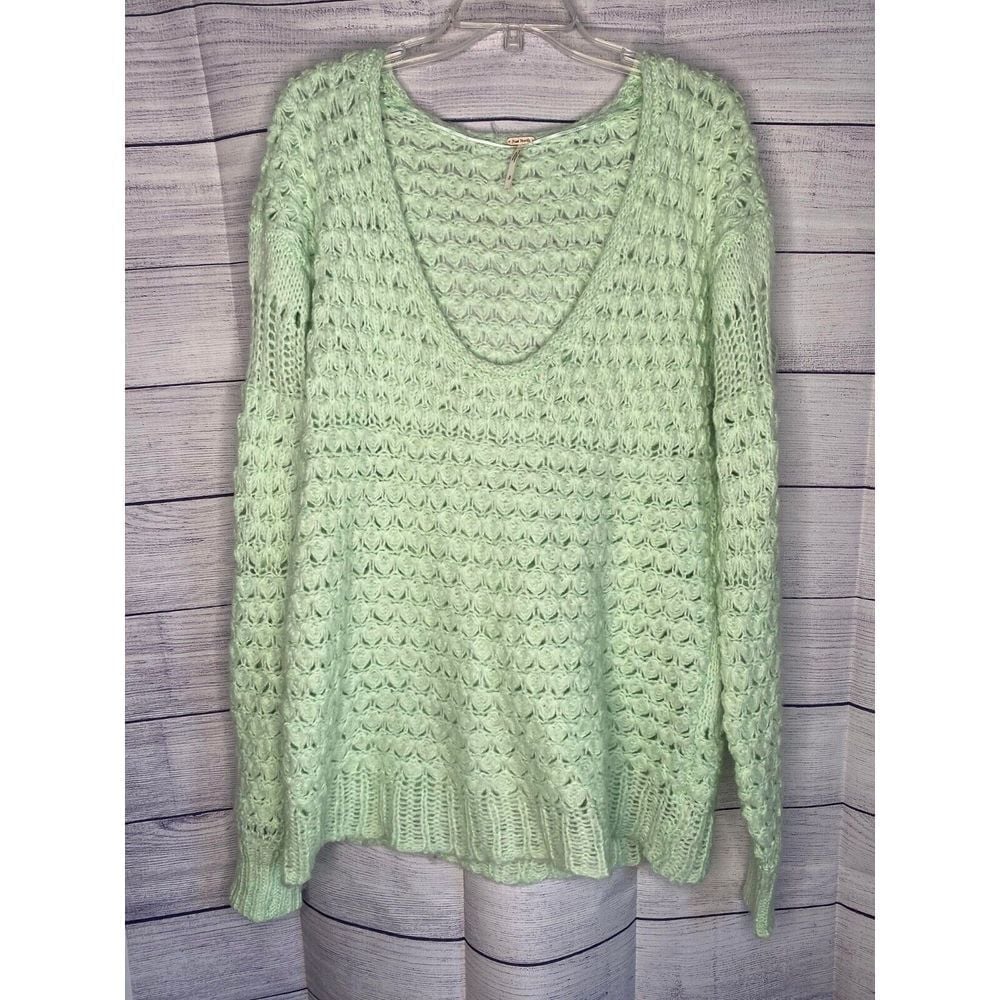 Women's Free People light green crochet oversized sweater size small