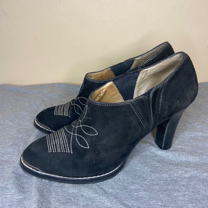 Details about DONALD J PLINER LONI Taupe Croco Patent Buckle Mid Heel Ankle Boots 6 LOVE SHOES Details about DONALD J PLINER LONI Taupe Croco Patent Buckle Mid Heel Ankle Boots 6 LOVE SHOES