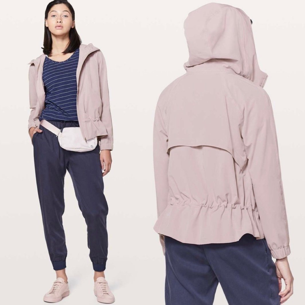 Lululemon Pack It Up Lightweight Jacket in Smoky Blush | Women’s Size 8