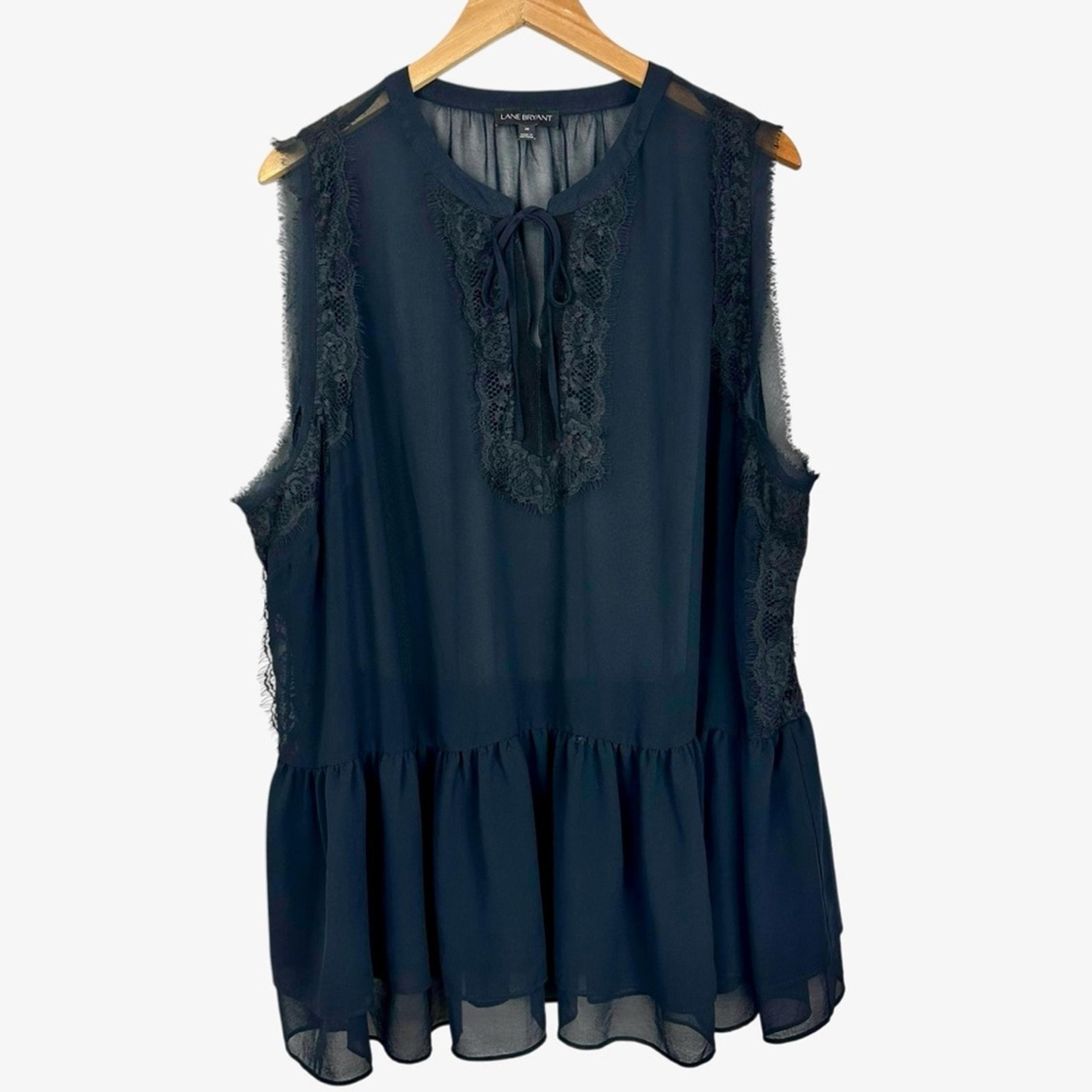 Lane Bryant Navy Sleeveless Peplum Lace Trim Top Size 28