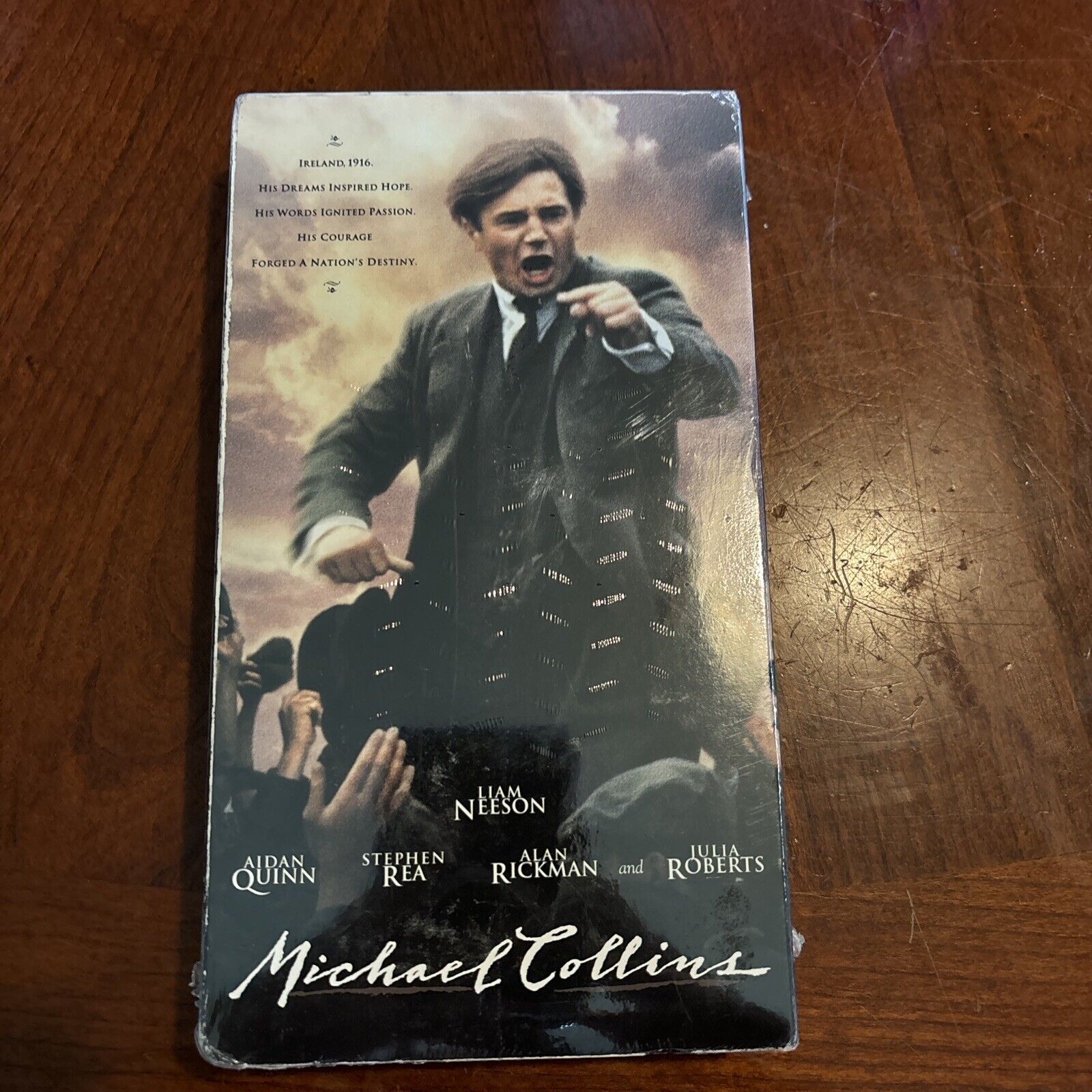 Michael Collins VHS, 1997, Biography Liam Neeson Drama Thriller Movie New Sealed
