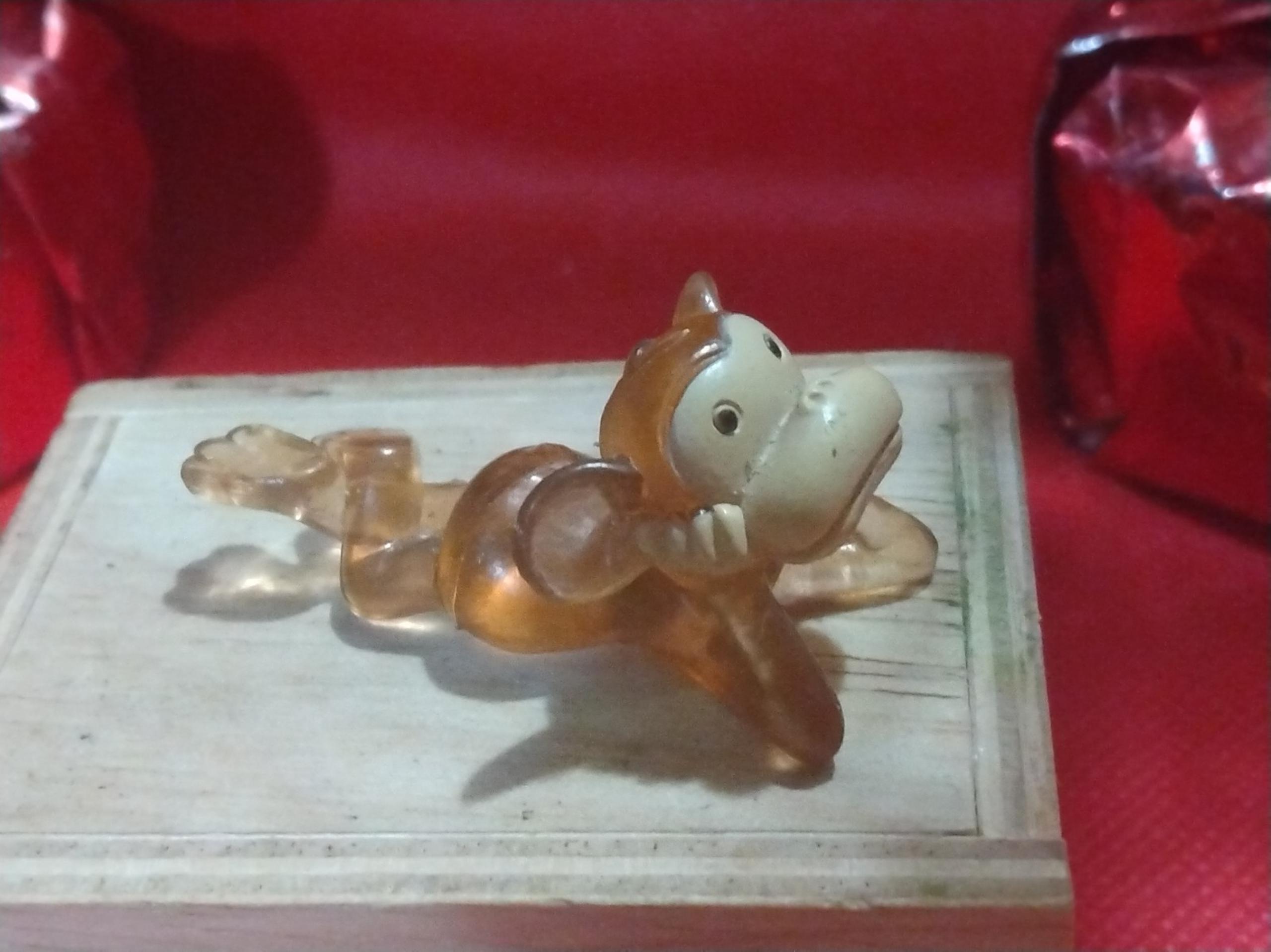 Monkey just laying around 2" long (2008) vintage